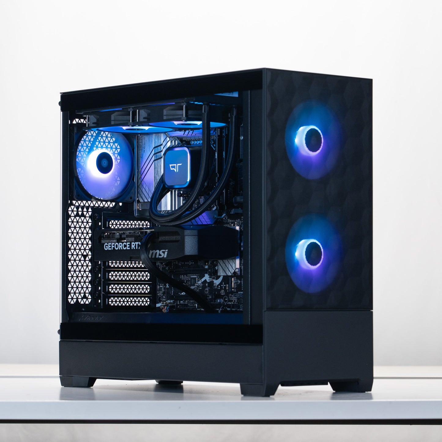 Supernova - Intel Core i7-14700KF | RTX 5070 | 32GB RAM | 1TB SSD