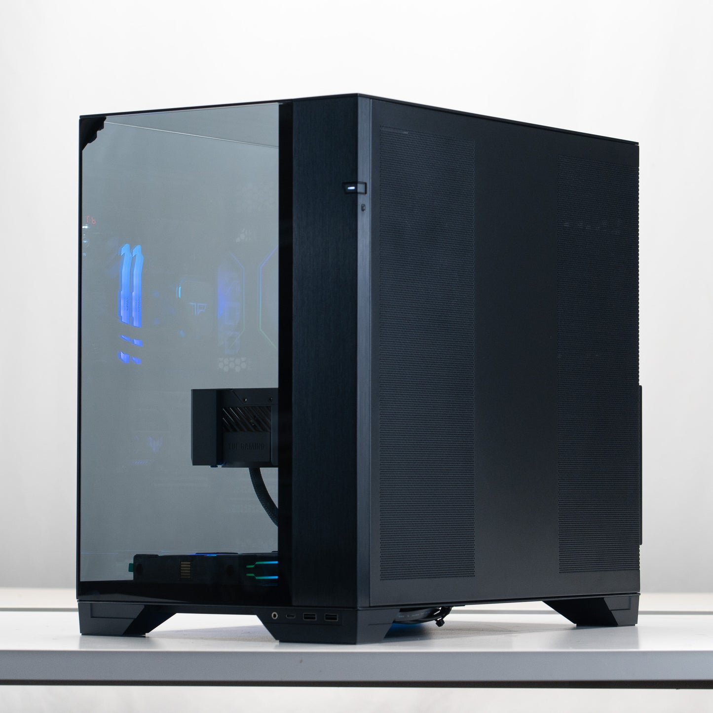Darkstar - Ryzen 9 9950X3D | RTX 5090 | 64GB RAM | 2TB SSD