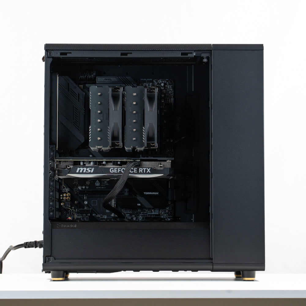 Royale - Ryzen 7 7800X3D | RTX 4070 Super | 32GB RAM | 1TB SSD