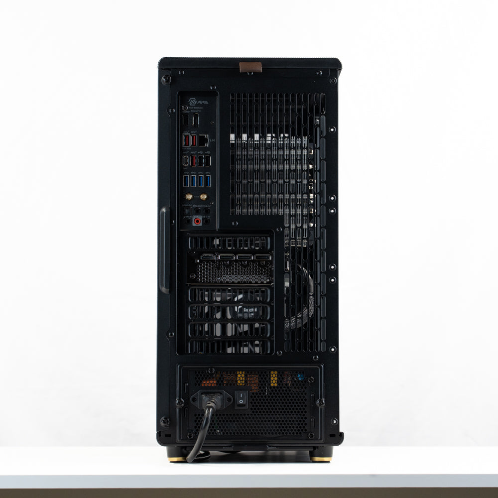 Royale - Ryzen 7 7800X3D | RTX 4070 Super | 32GB RAM | 1TB SSD
