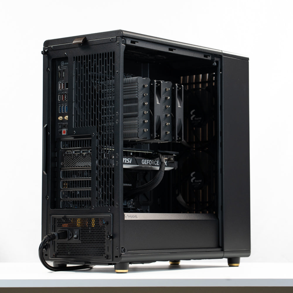 Royale - Ryzen 7 7800X3D | RTX 4070 Super | 32GB RAM | 1TB SSD