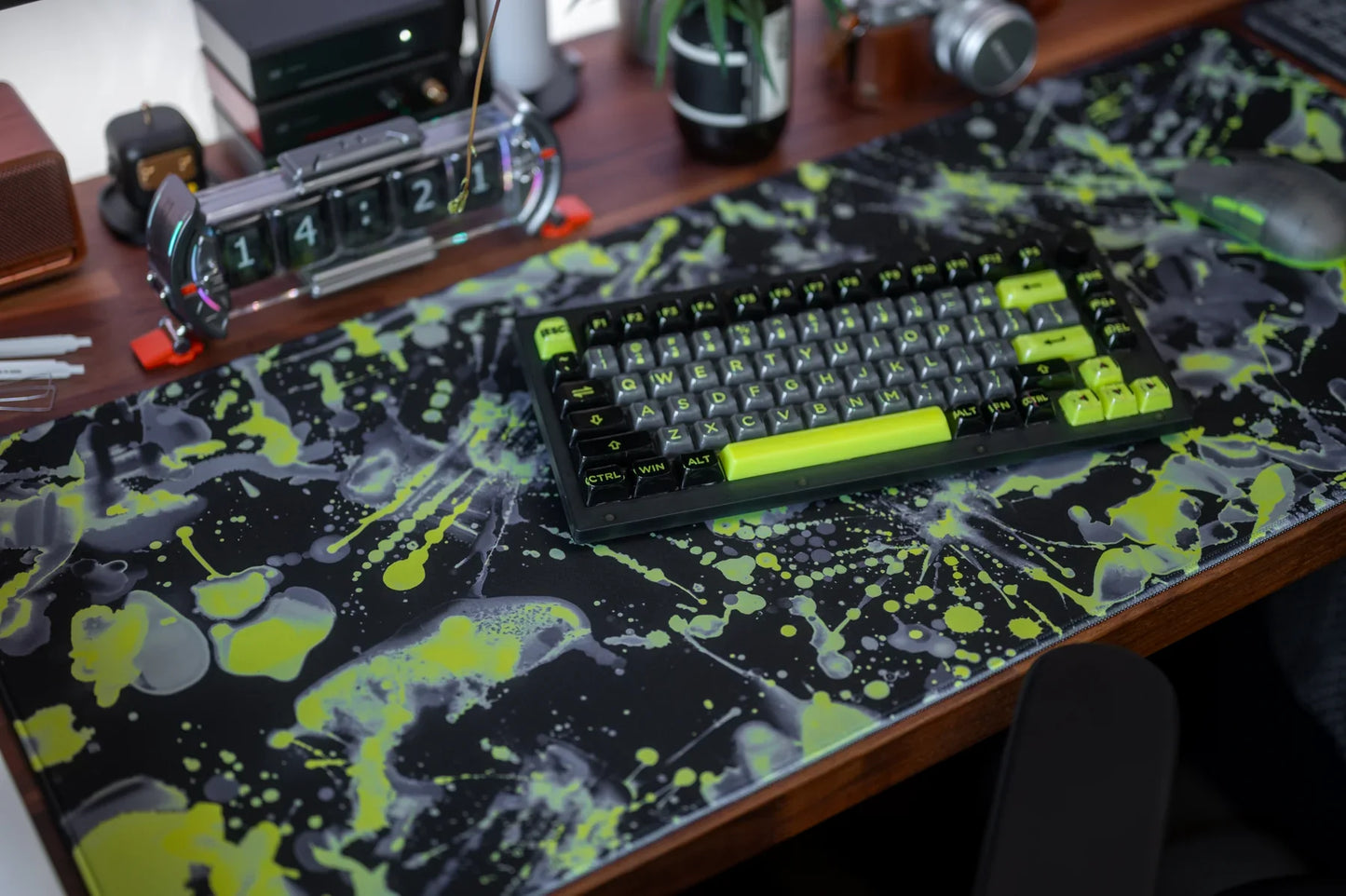 Cloth Deskpad - Splatter - Acid Rewind